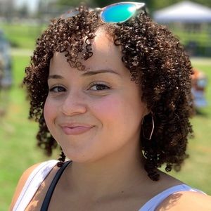 Meet your Posher, Michelle